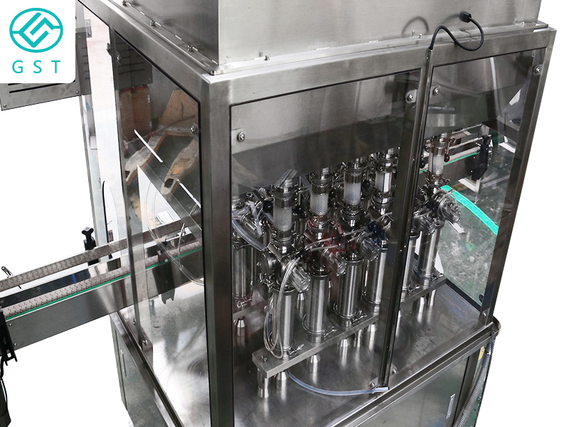 多功能灌装机:食品与饮料行业的智能化助力 多功能灌装机:食品与饮料行业的智能化助力